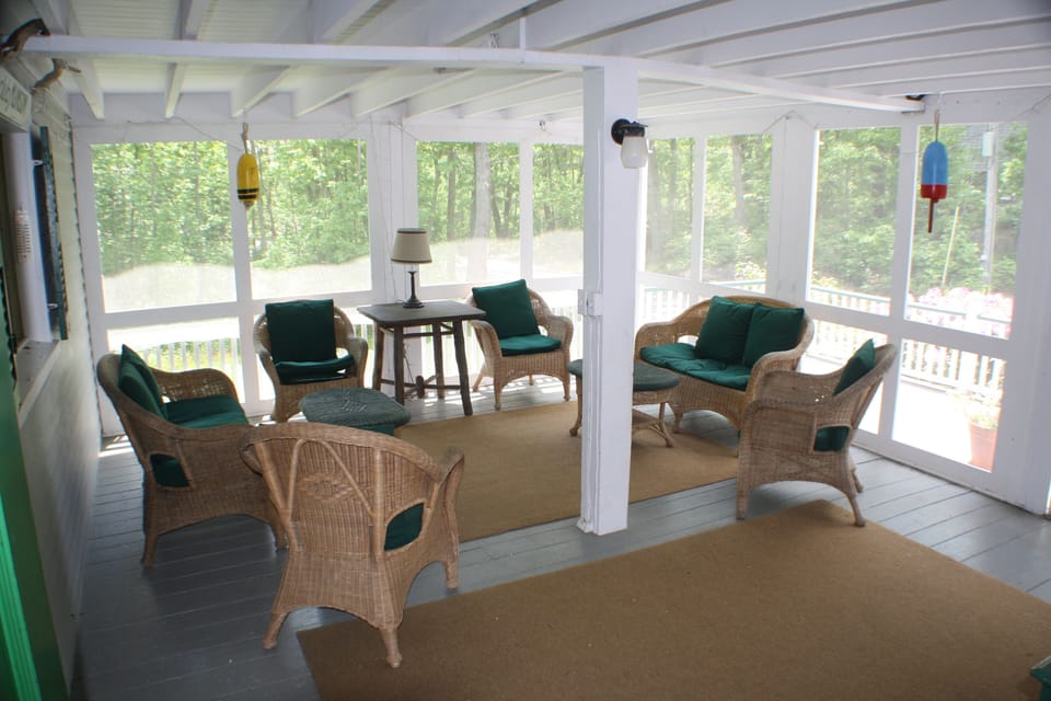 Front screened porch
