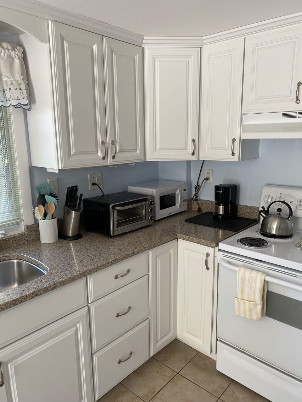 Kitchen corner work area.