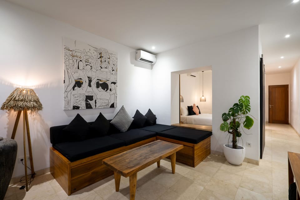 Suite | Living area | LED TV