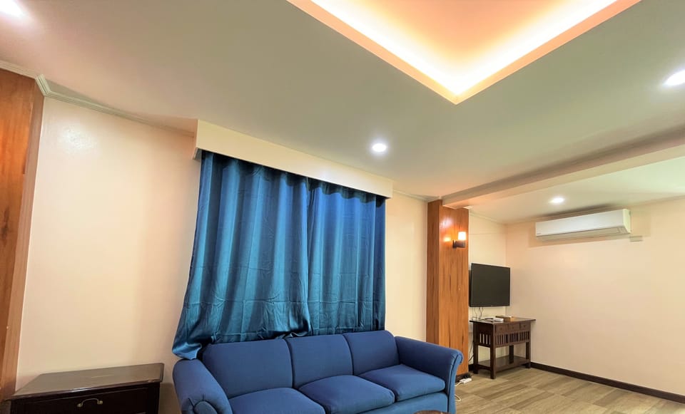 Family Studio Suite | 8 bedrooms, individually decorated, individually furnished