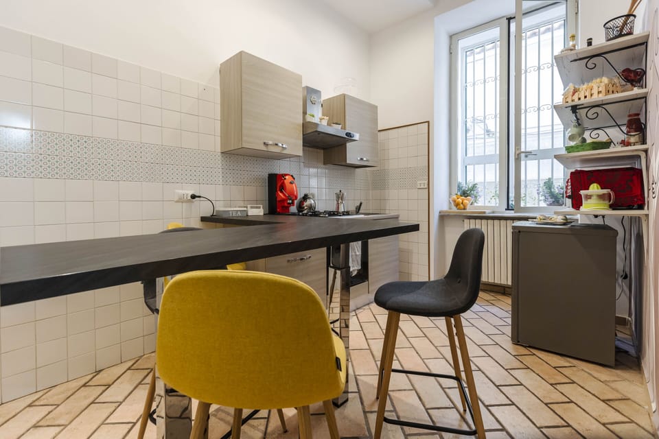 Superior Triple Room, Multiple Beds, Non Smoking, City View | Private kitchen | Shared fridge, microwave, stovetop, espresso maker