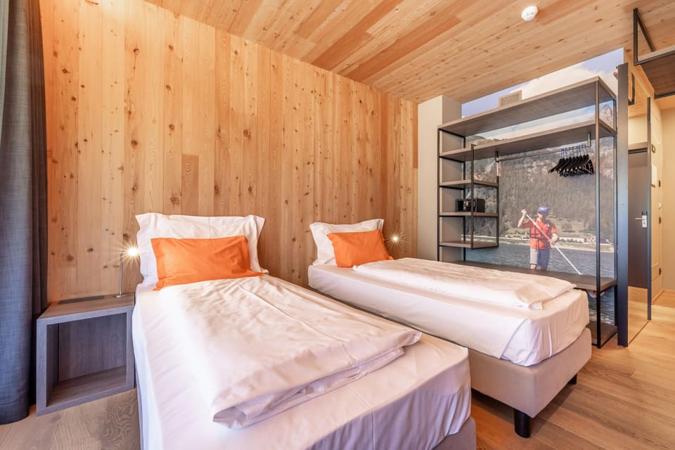 Standard Double or Twin Room | Down comforters, minibar, in-room safe, soundproofing