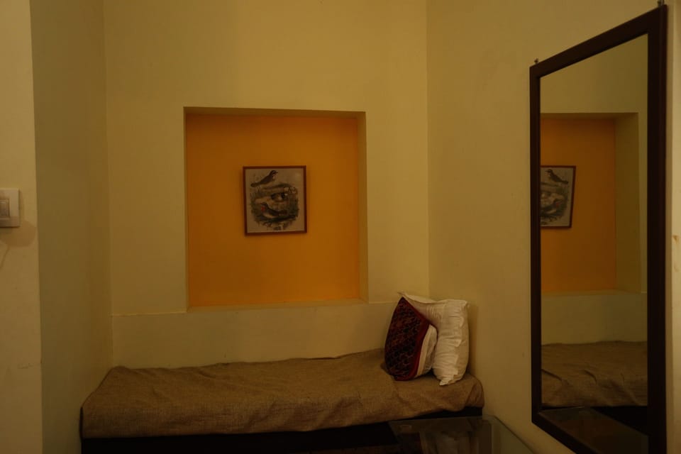 Deluxe Double Room, 1 Double Bed, Pool View | Desk, soundproofing, free WiFi, bed sheets