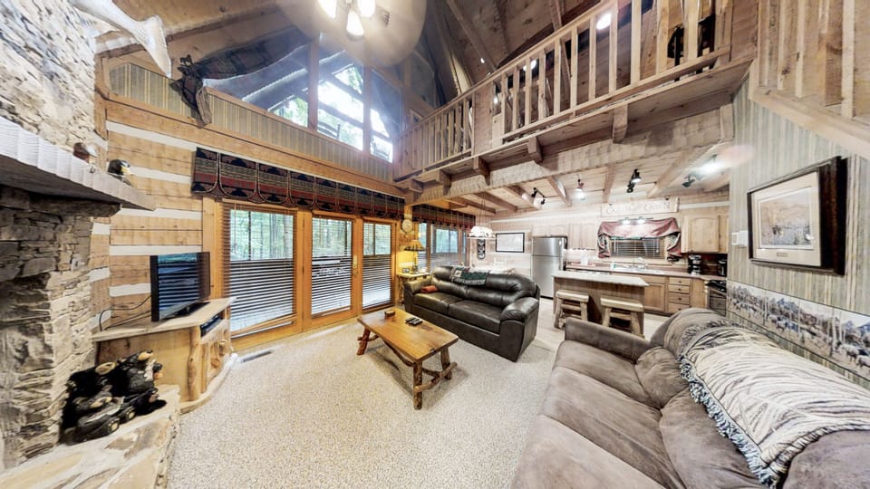 Cabin, 2 Bedrooms | Living area
