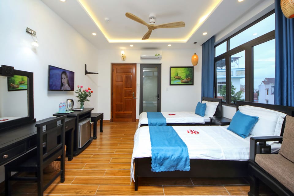 Deluxe Double or Twin Room | Hypo-allergenic bedding, minibar, individually decorated