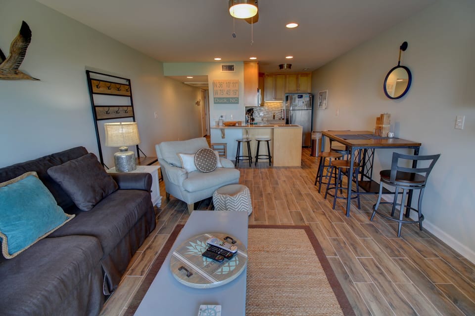 Charlie's Casa Main Living Area