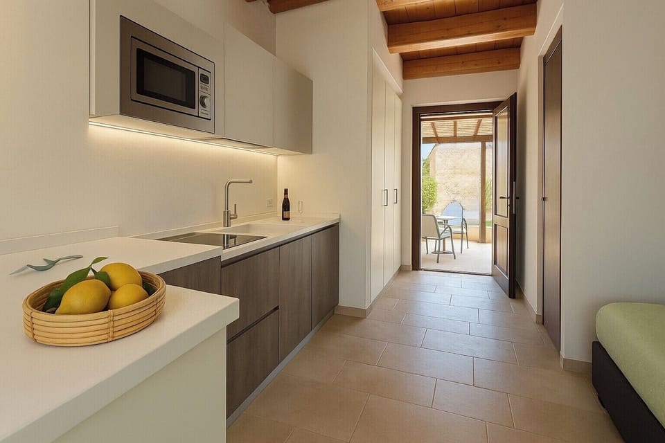 Standard Studio Suite | Private kitchen | Full-size fridge, microwave, stovetop, espresso maker
