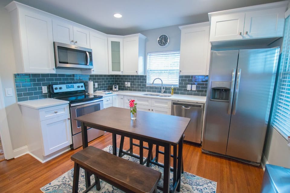 Kitchen & Dinning