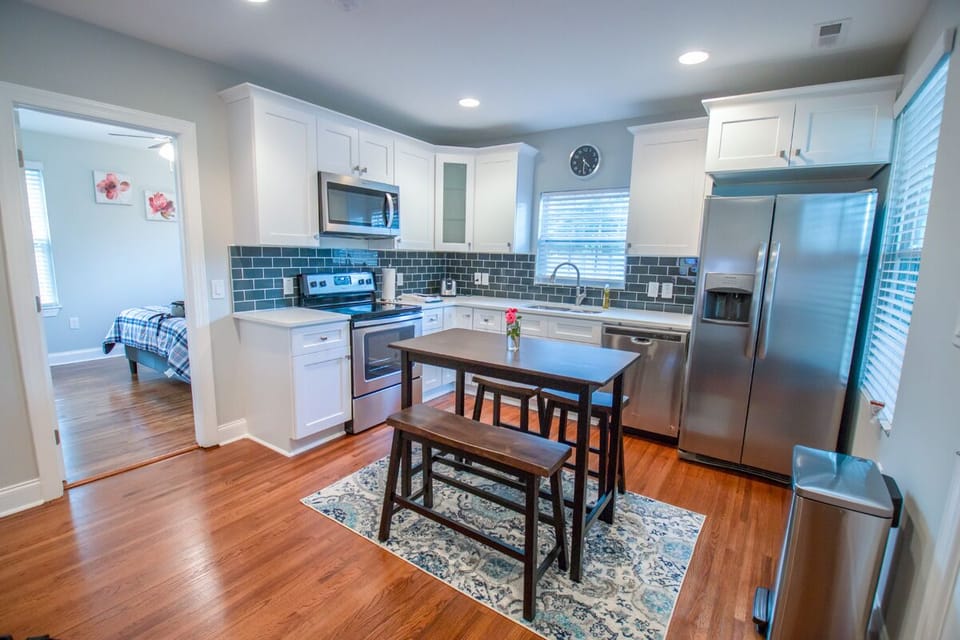 Kitchen & Dinning