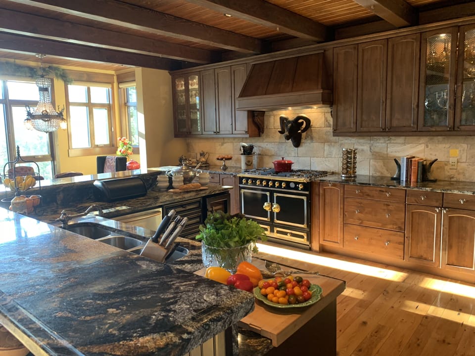Chefs kitchen , La Cornue, Dacor, Bosch, Fisher & Paykel, uline, subzero  & BBQ.