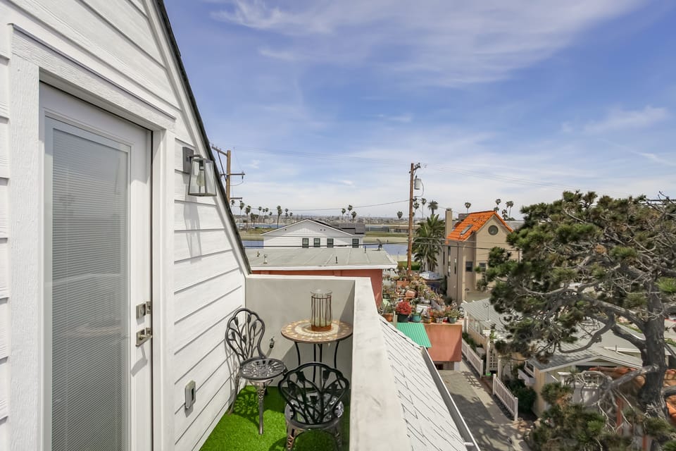 Balcony with Bay View
