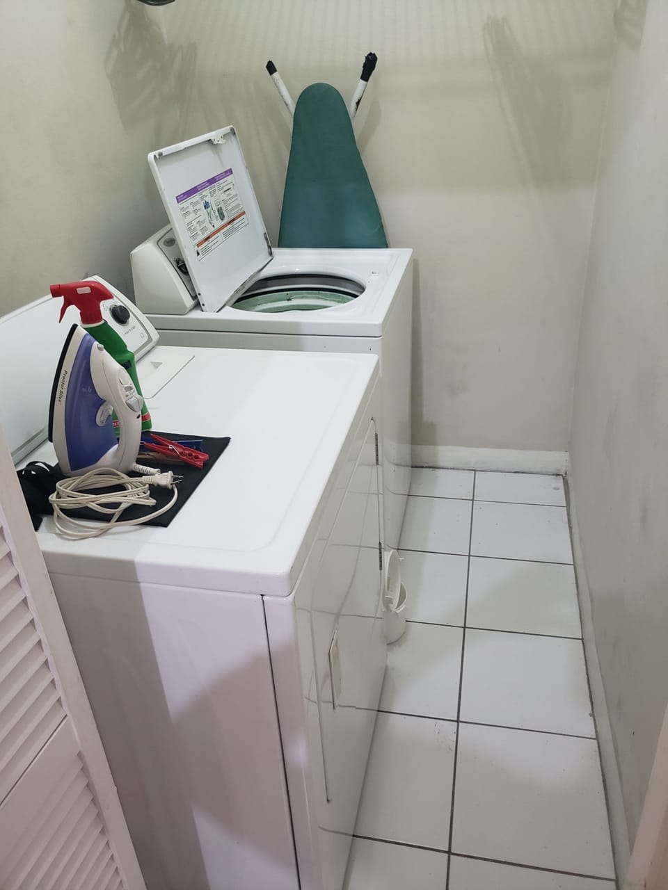 1 bedroom, blackout drapes, iron/ironing board, free WiFi