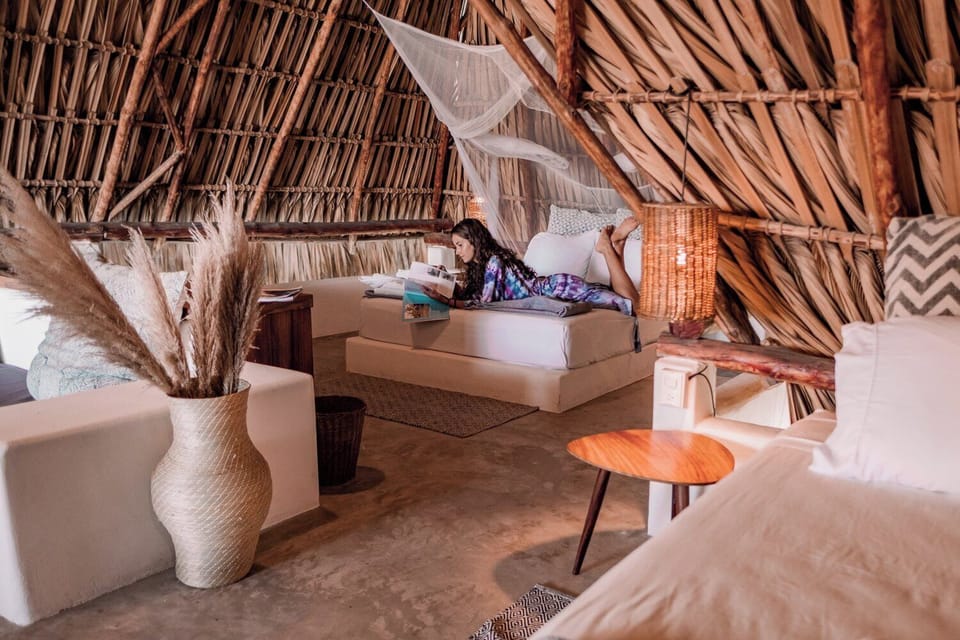 Traditional Loft, Sea View | Soundproofing, WiFi (free), bed sheets