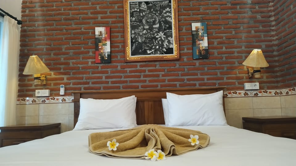 Superior Double or Twin Room, Garden View | Premium bedding, in-room safe, desk, soundproofing
