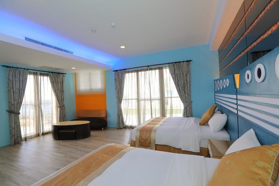 Standard Quadruple Room | Desk, soundproofing, free WiFi, bed sheets