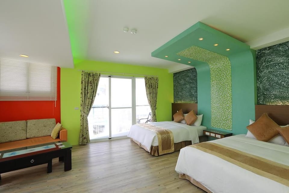 Standard Quadruple Room | Desk, soundproofing, free WiFi, bed sheets
