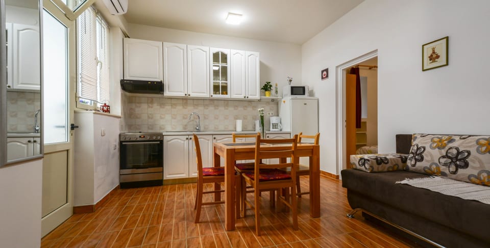 Family Apartment | Living area | Flat-screen TV