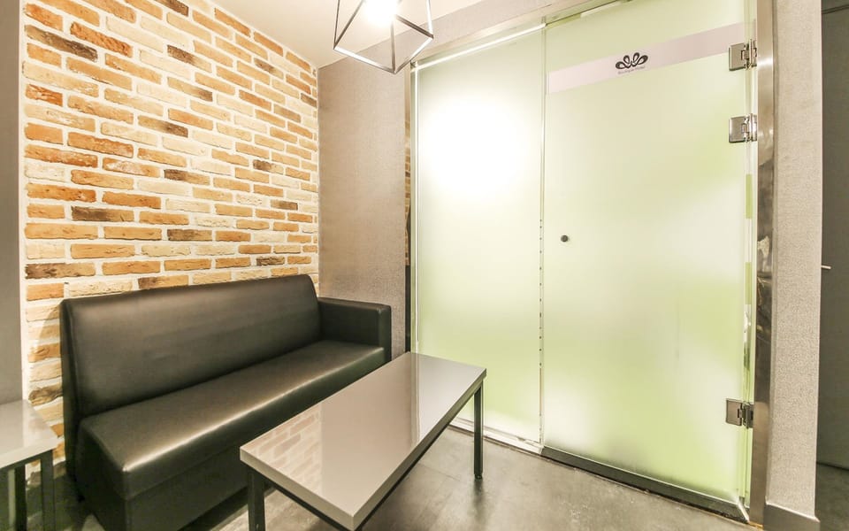 Deluxe Room, 1 Double Bed, Non Smoking, Jetted Tub | Room amenity