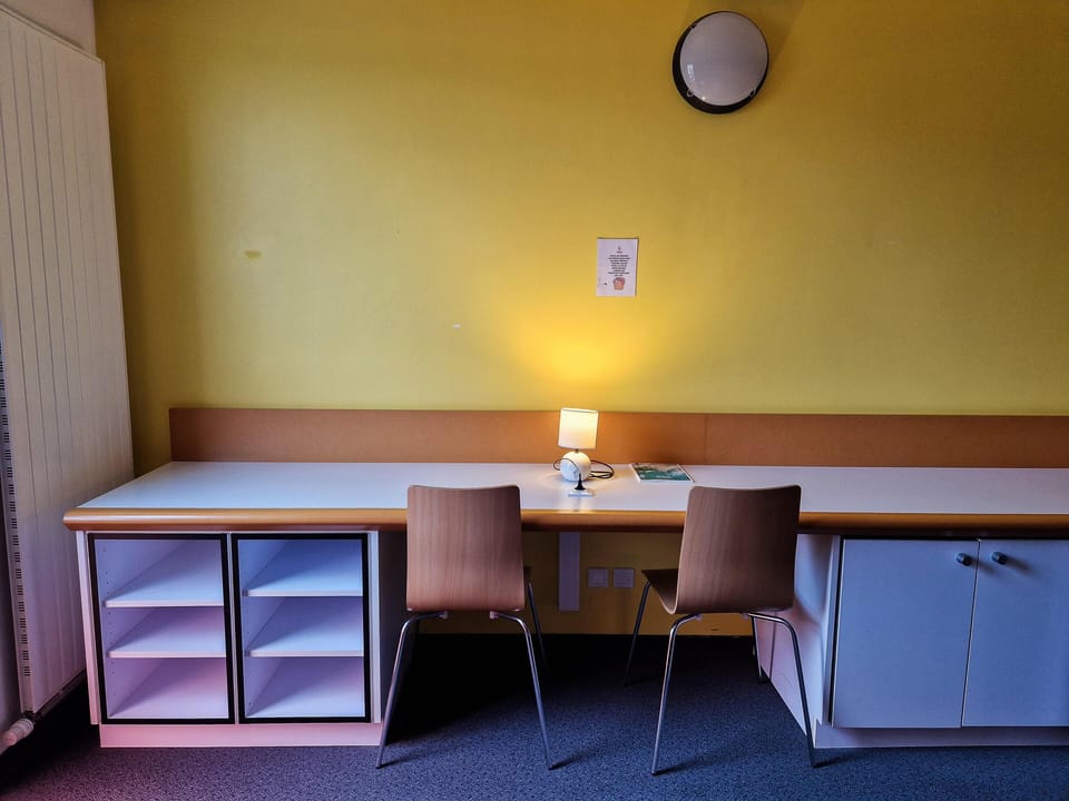 In-room safe, soundproofing, free WiFi, bed sheets