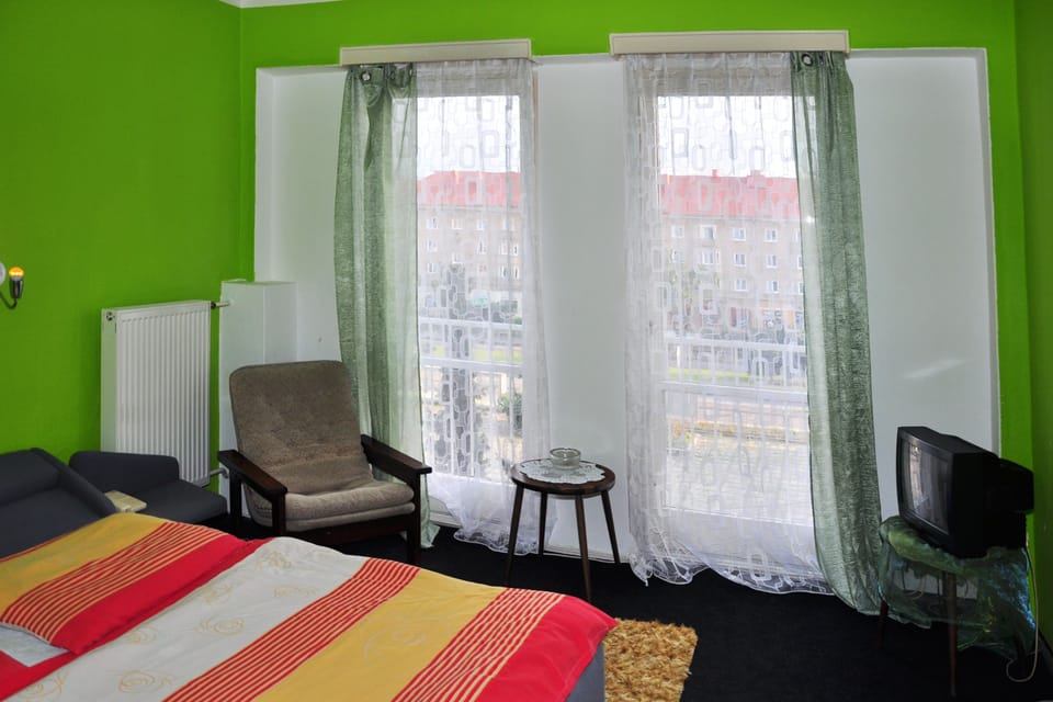 Classic Double Room | Blackout drapes, free WiFi, bed sheets