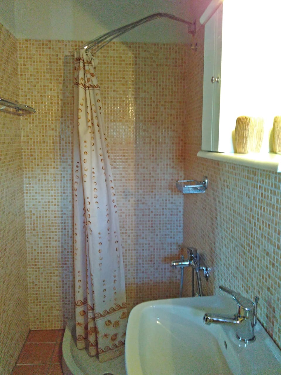 Classic Double or Twin Room, 2 Double Beds | Bathroom | Hair dryer, towels