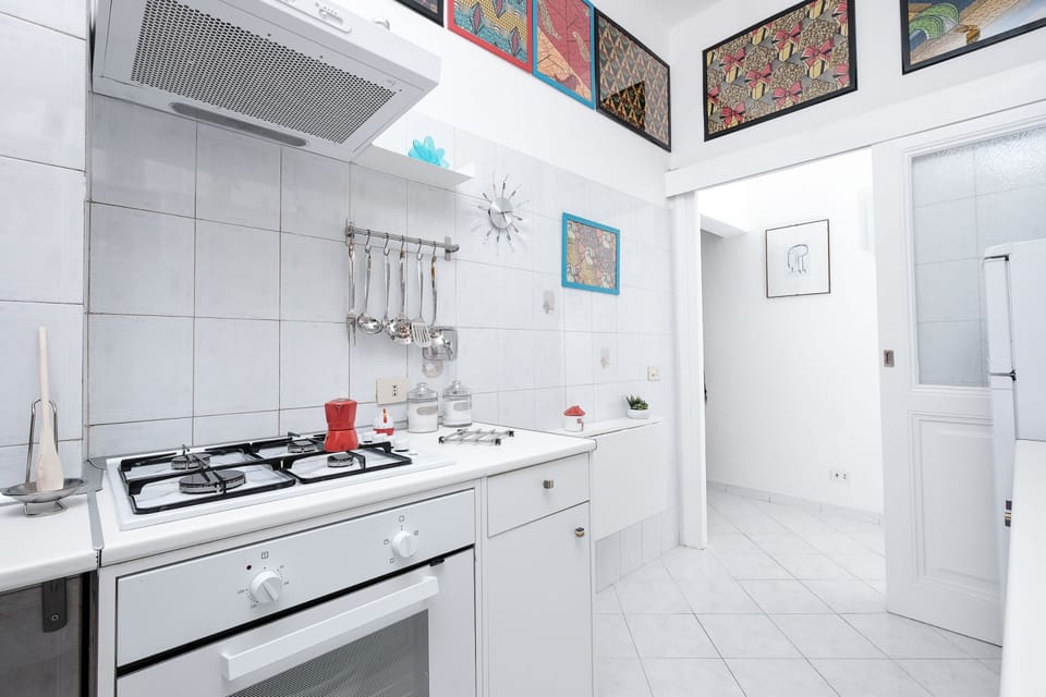 Apartment, 1 Bedroom | Private kitchen | Fridge, microwave, oven, stovetop