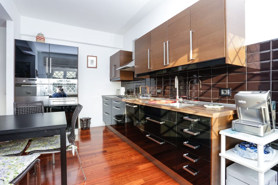 Apartment, 2 Bedrooms | Private kitchen | Fridge, microwave, stovetop, dishwasher