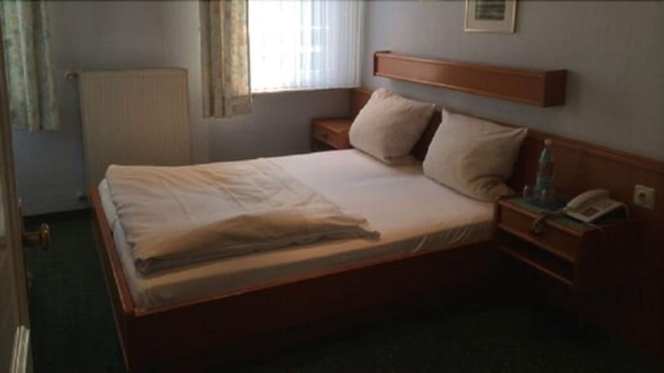 Standard Single Room | Desk, free WiFi, bed sheets