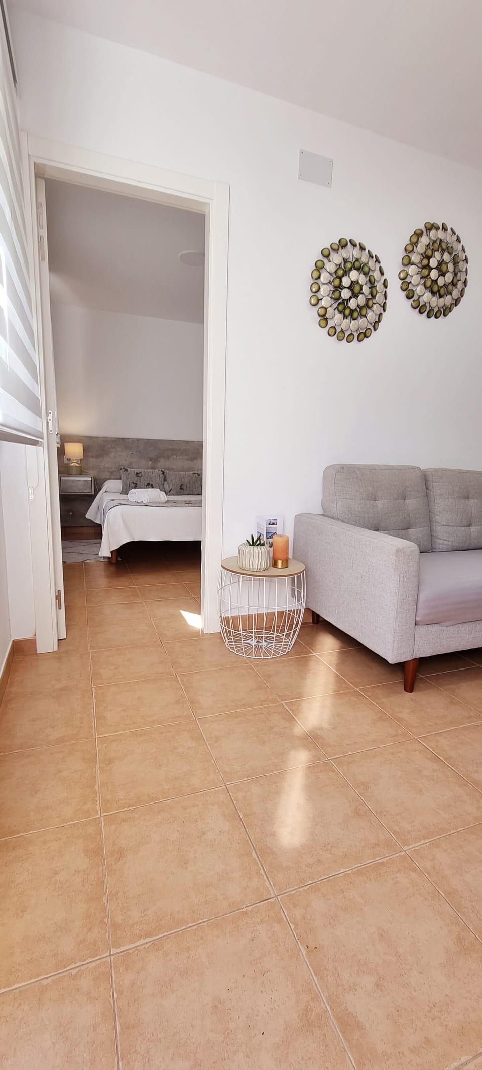 Junior Studio | Living area | TV