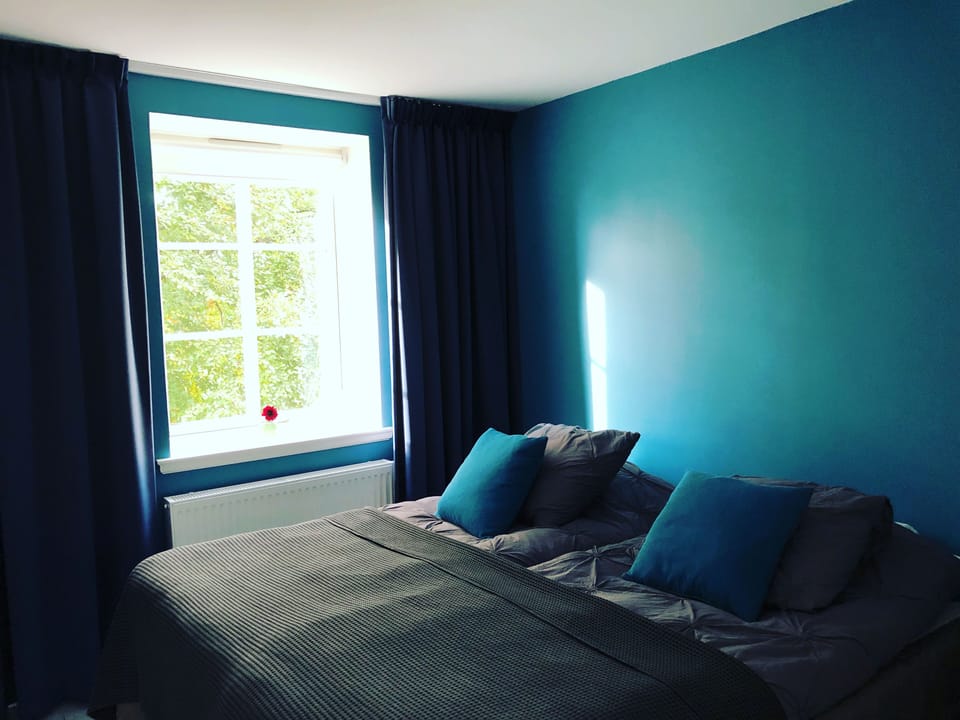 Double Room with own bathroom | Individually furnished, free WiFi, bed sheets