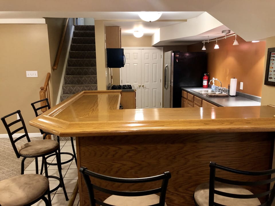 Downstairs Bar area with full kitchen