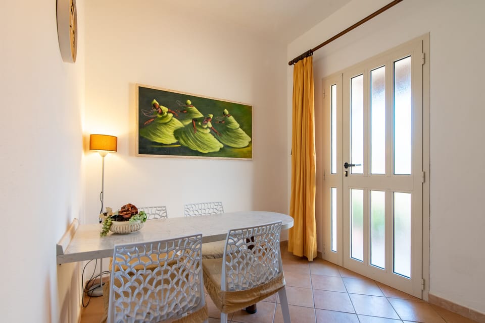 Apartment | Living area | TV