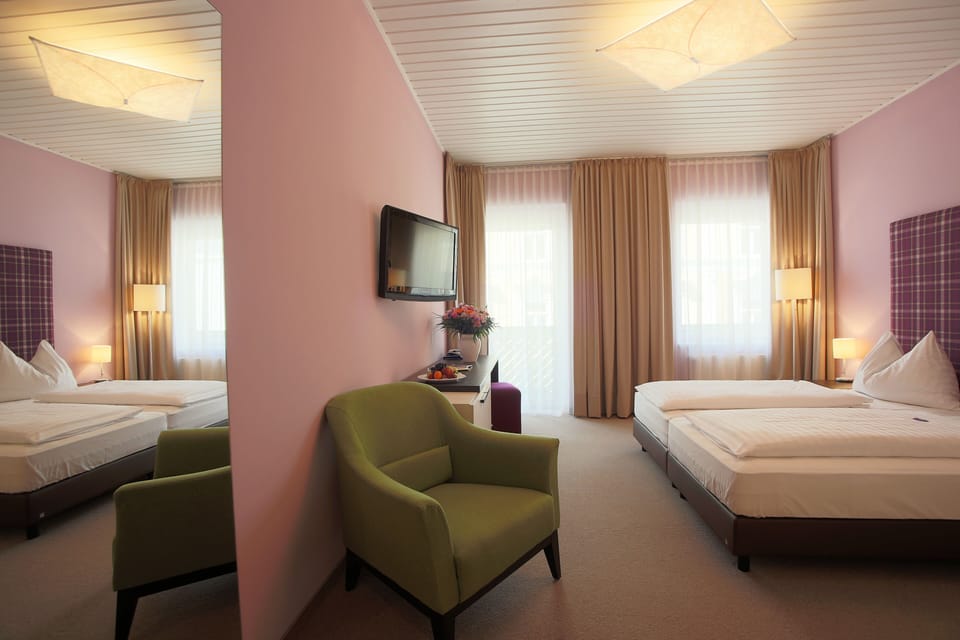 Comfort Double Room | Premium bedding, in-room safe, desk, rollaway beds