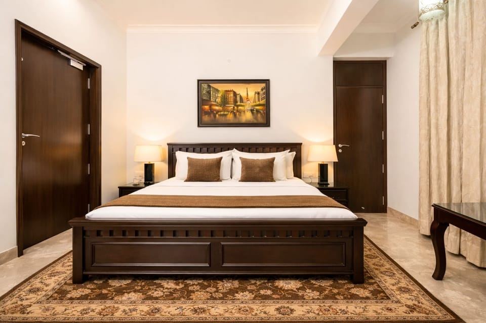 Executive Double Room, 1 Bedroom, Private Bathroom, Garden View | 2 bedrooms, in-room safe, individually decorated, individually furnished