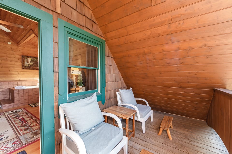 Bedroom #1 Outdoor Seating