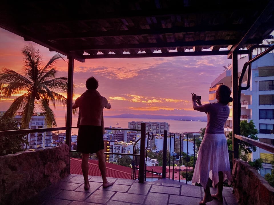 Pergula on top of the casa for sunset photo-ops...
