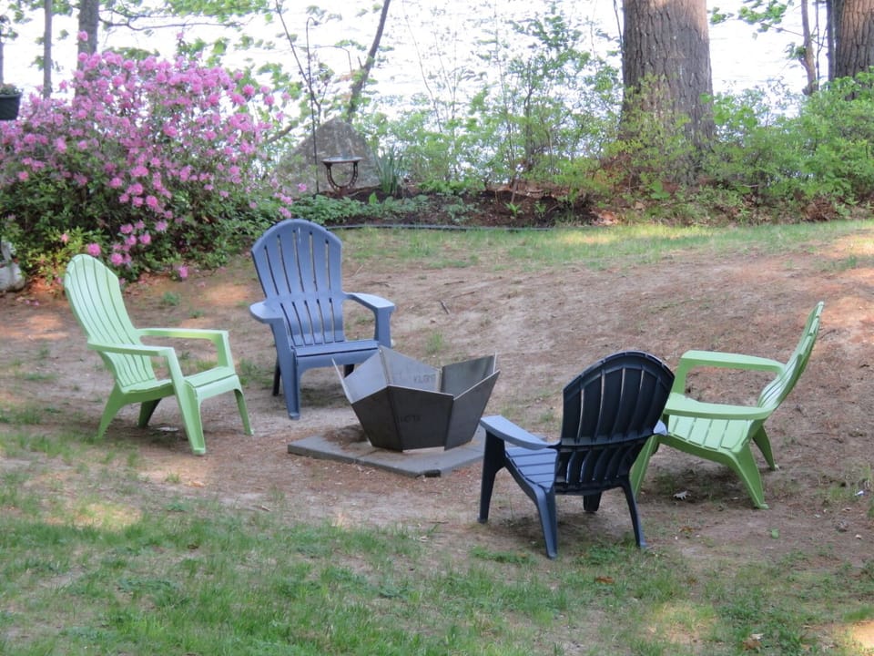 Firepit area next to the lake.