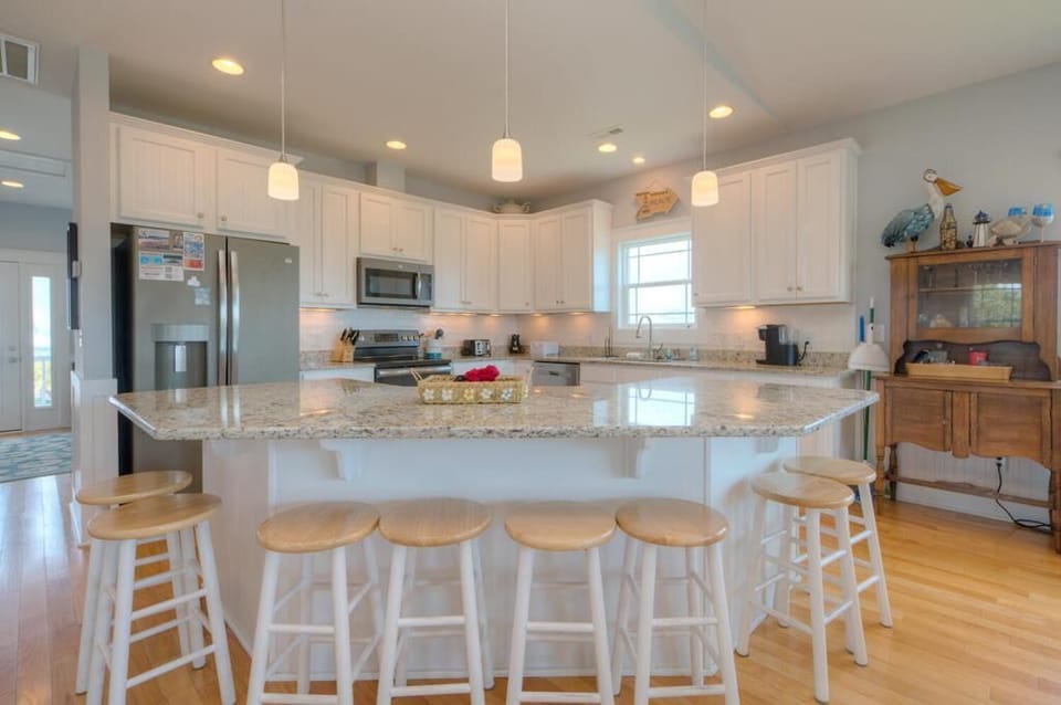 Kitchen
 GW 8-28-25