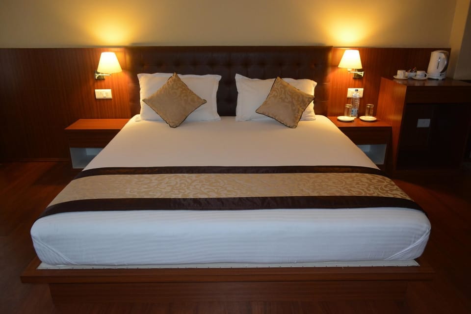 In-room safe, desk, free WiFi, bed sheets