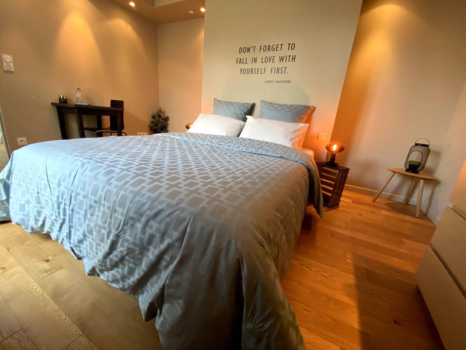 Classic Double Room, Courtyard View (Aristide)