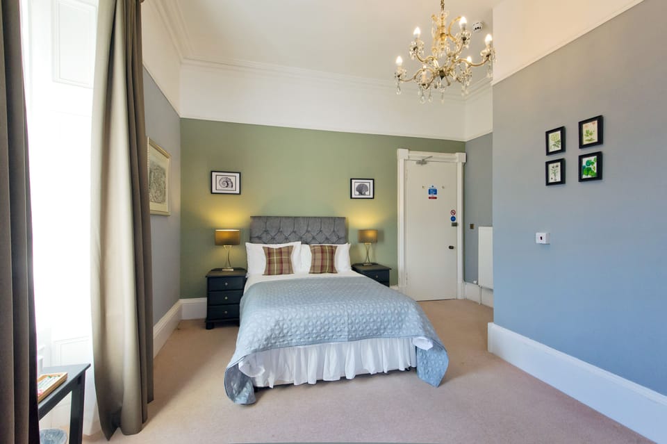 Standard Double Room, Ensuite | Premium bedding, soundproofing, iron/ironing board, free WiFi