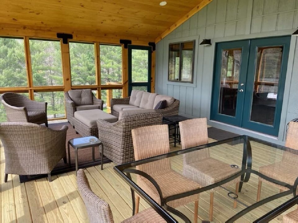 Passing from the living /kitchen area into the Screen Porch