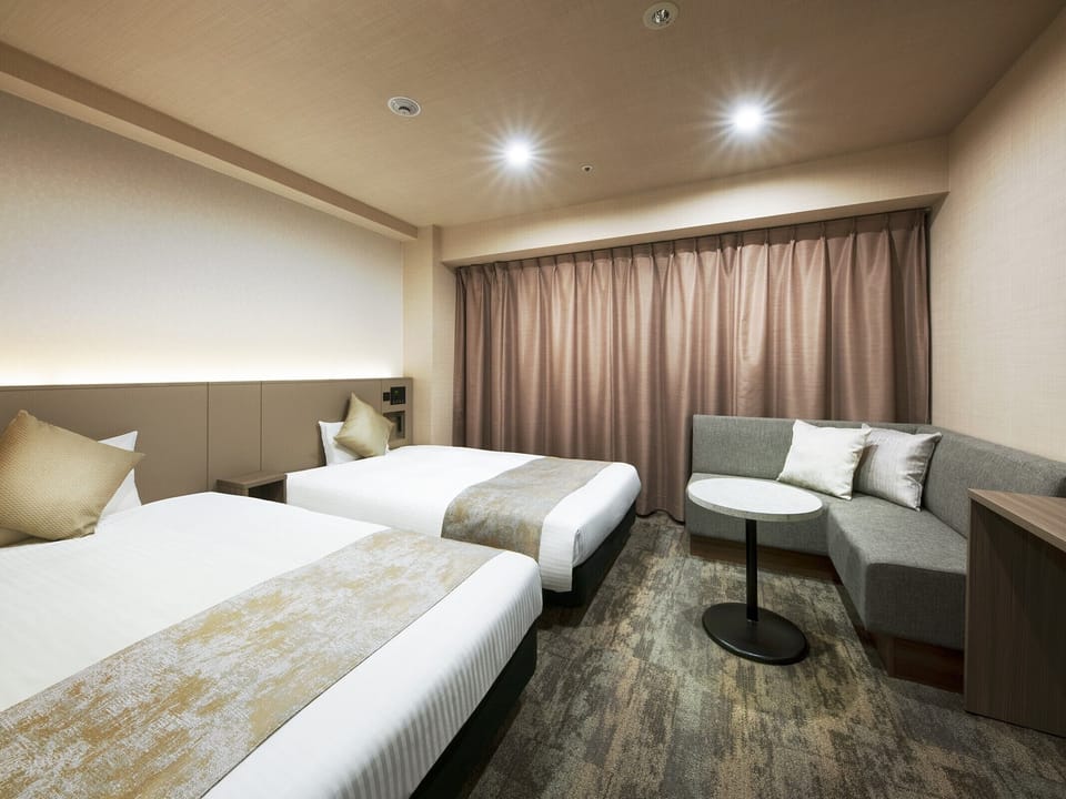 Superior Twin Room, Non Smoking (2 Semi-double Beds) | Blackout drapes, iron/ironing board, free WiFi, bed sheets