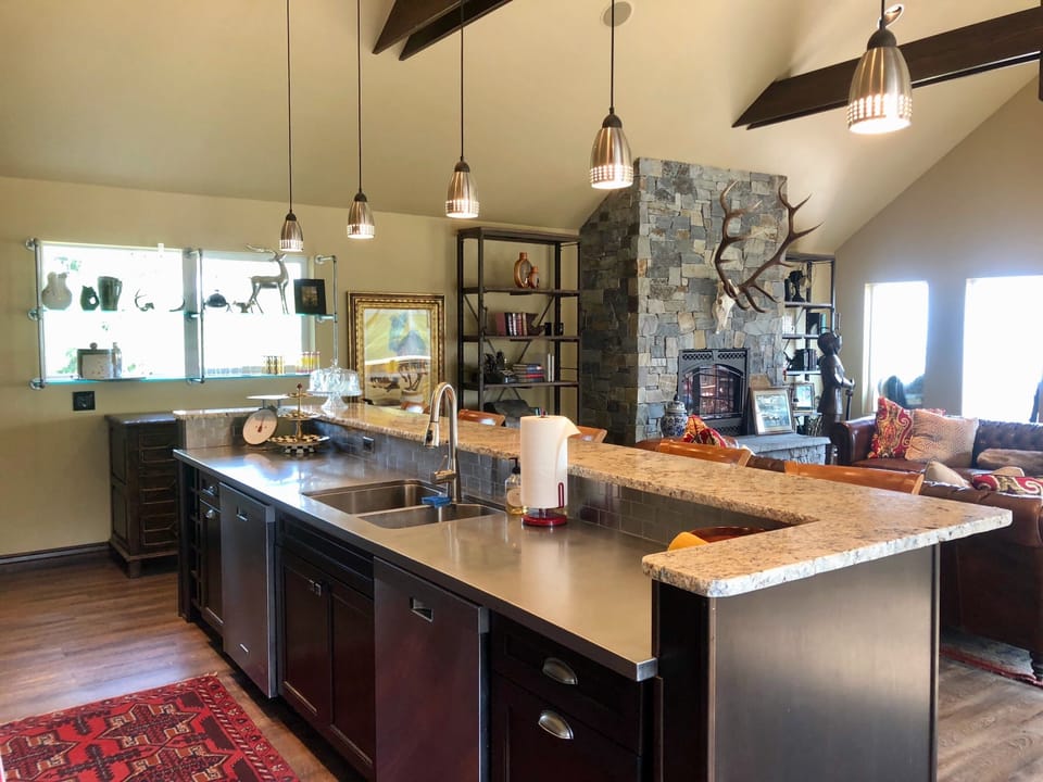 Kitchen Prep Area
