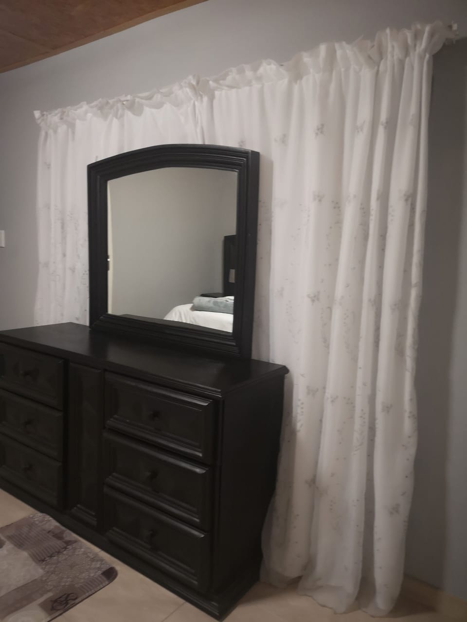 Luxury Apartment, 2 Bedrooms, Non Smoking, Garden View | Premium bedding, iron/ironing board (on request), WiFi (free)