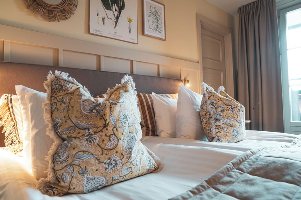 Superior Twin Room | Hypo-allergenic bedding, desk, free WiFi, bed sheets