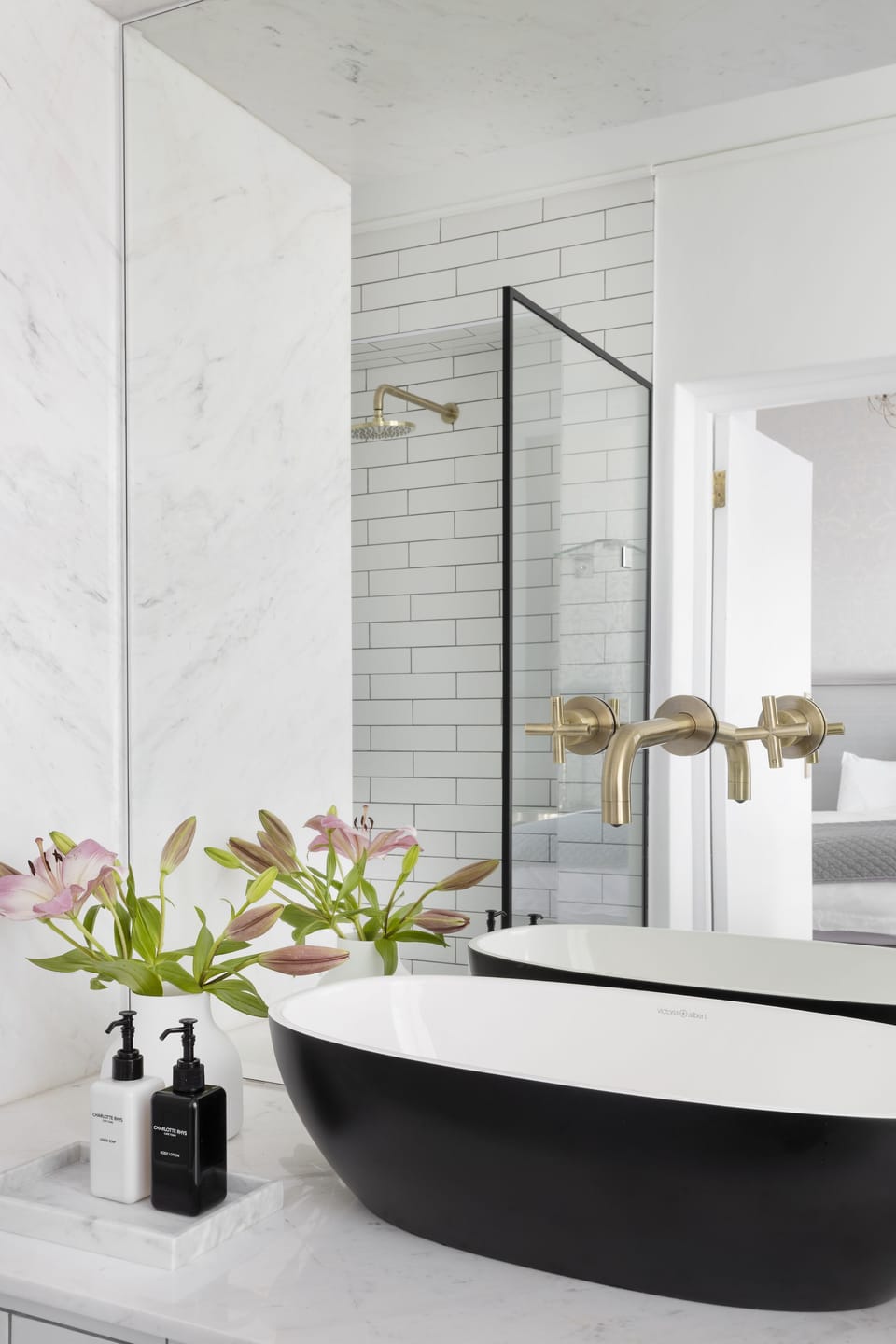 Premium Double or Twin Room | Bathroom | Hair dryer, towels