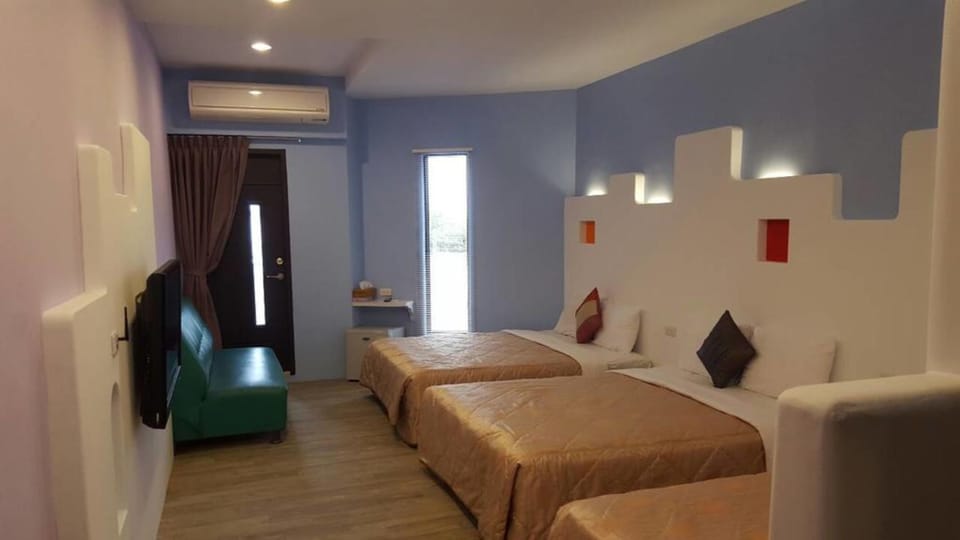 Family Room, Sea View (201) | WiFi (free), bed sheets