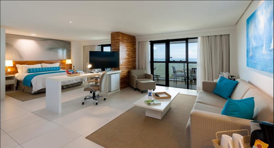 Suite, 1 King Bed, Non Smoking, Balcony (Living Room) | Minibar, in-room safe, individually decorated, individually furnished