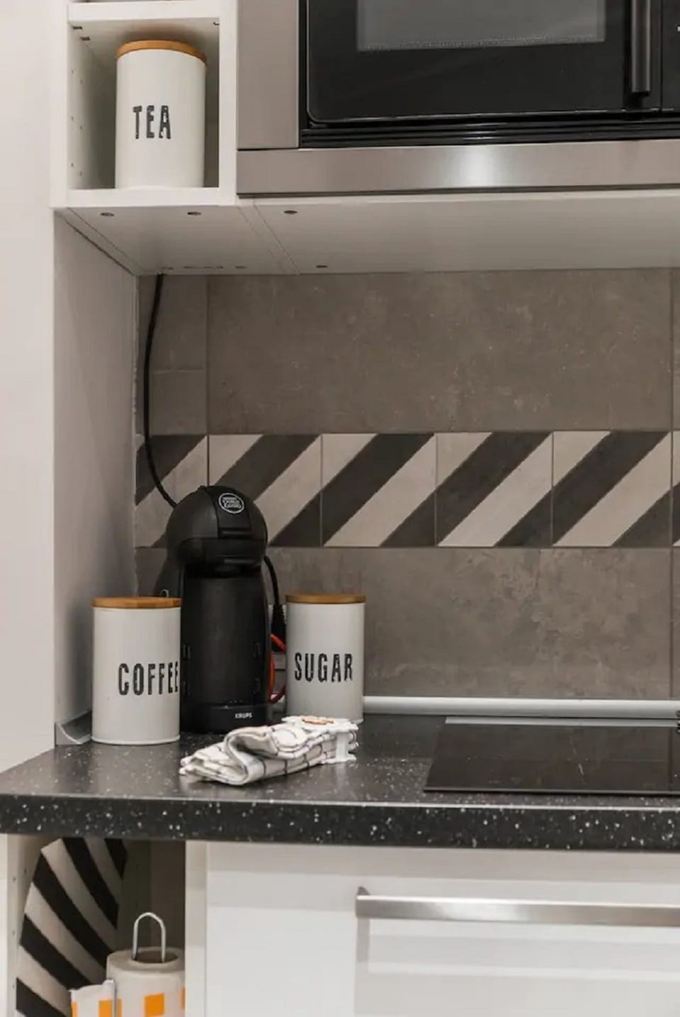 Luxury Apartment, Multiple Beds, Kitchenette | Private kitchenette | Full-size fridge, microwave, stovetop, espresso maker